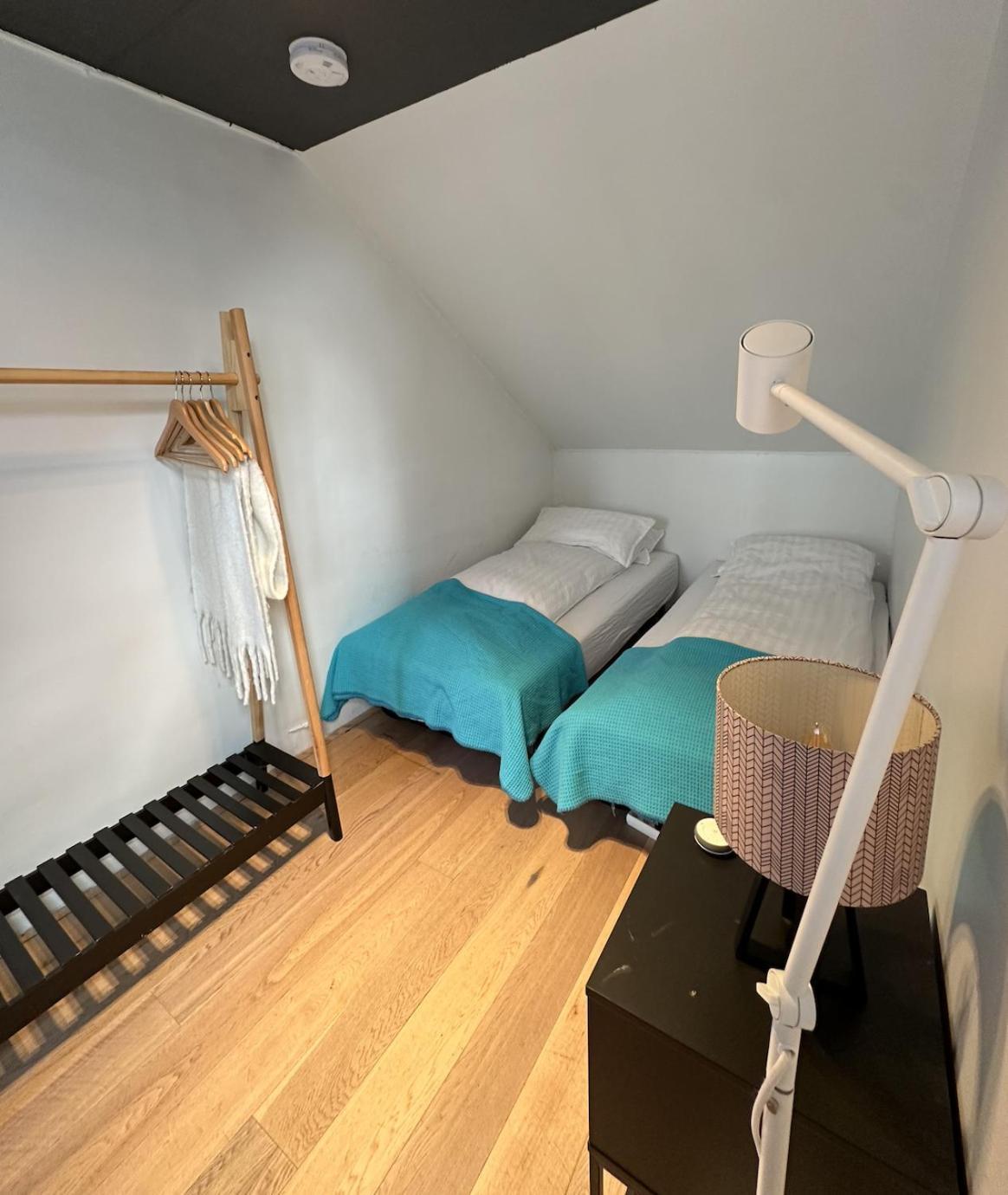 Reykjavik Urban Escape 2-Bedroom Haven With Private Entrance Extérieur photo